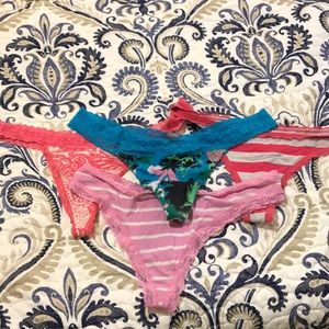 NWOT 4 Pair XL G-String Panties